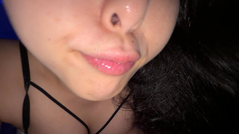 「【横山夏希】美人お姉さんをナンパ！素人感溢れる自撮り顔舐め＆密着プレイが話題」のサンプル画像19枚目