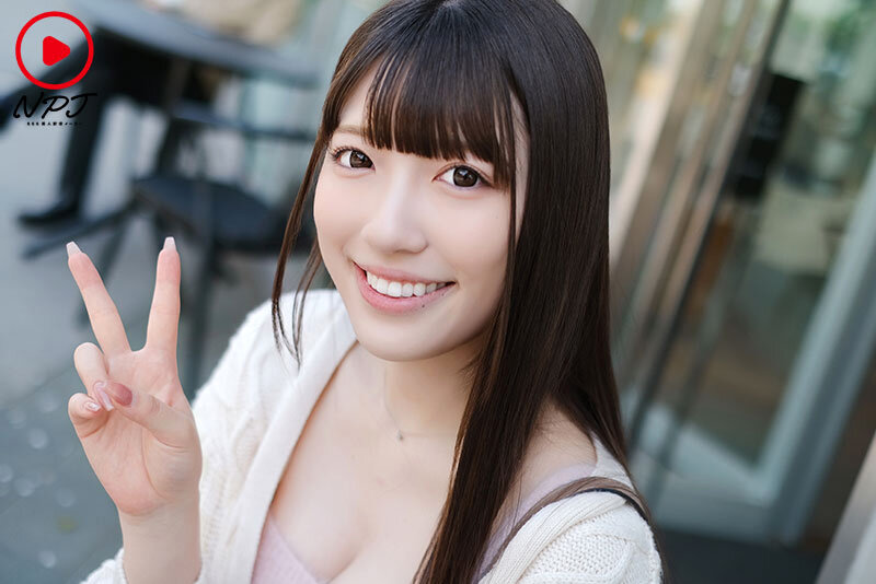 「【素人】巨乳娘とマッチングアプリで出会いデートからハメ撮り中出しまで収録した個人撮影映像」のサンプル画像1枚目