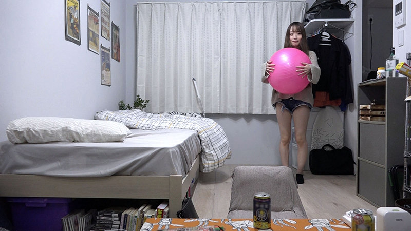 「【素人美少女】ナンパ連れ込み隠し撮り!美乳ギャルとの秘密映像を完全収録【盗撮】」のサンプル画像1枚目