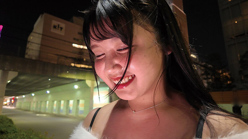 「尾崎みのり｜巨乳ぽっちゃり美女がパイパンで中出しフェラご奉仕｜巨尻密着プレイ」のサンプル画像4枚目