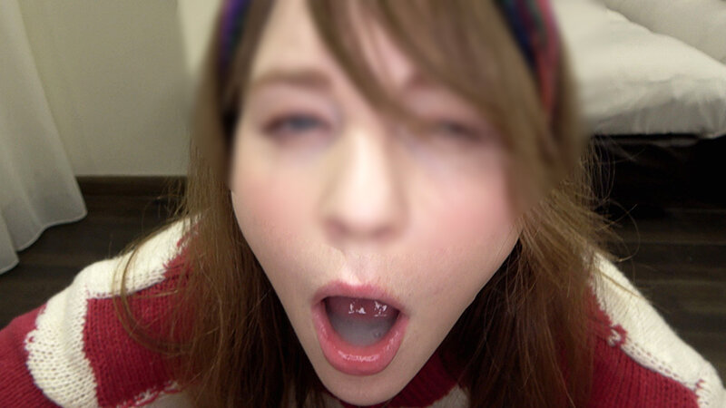 「【素人美少女】フェラ・イラマチオでごっくんまで！エロかわ女子のパパ活お小遣い稼ぎ体験」のサンプル画像14枚目