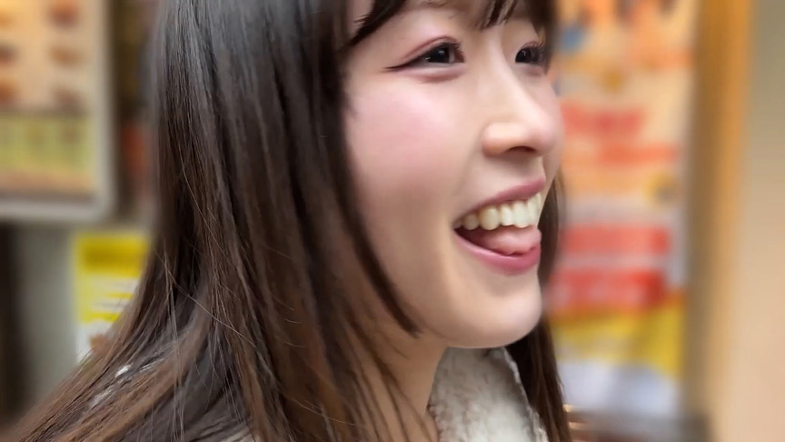 「【素人】ももなちゃんの濃厚鼻フェラ動画|上半身裸で魅せるエロい舐めテク【フェチ】」のサンプル画像2枚目