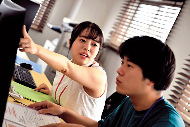 「【人妻OL】上司との禁断の不倫オフィス情事！巨乳若妻が絶頂中出しされる濃密5時間BEST」のサンプル画像13枚目