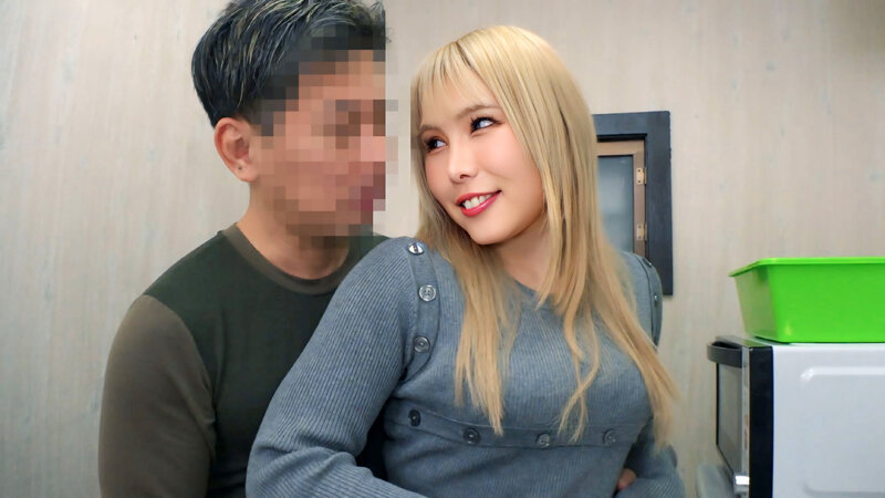 「人妻OL×社内不倫NTR 部下と同僚の禁断フェラ＆中出し性交映像20名収録」のサンプル画像6枚目