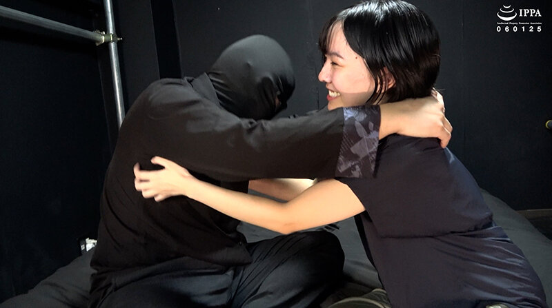 「加護まりのくすぐりプレイ動画｜じゃんけんゲームで悶絶する可愛い反応が話題のグラビア作品」のサンプル画像6枚目