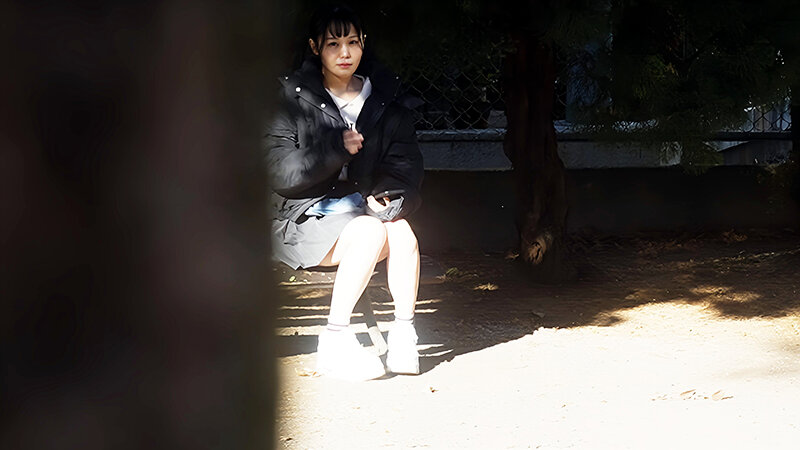 「【素人】街で出会ったお姉さんに手コキ・フェラでこっそり口内発射させてもらった体験談」のサンプル画像7枚目