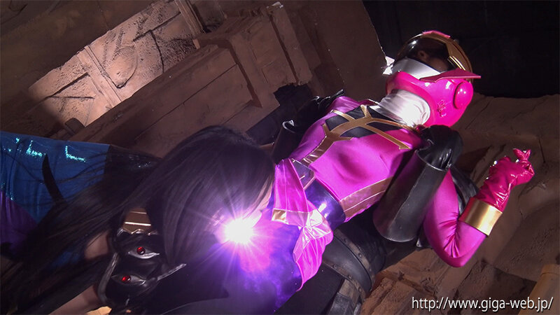 「原美織・神納花が魅せる女戦士ヒロイン！ふたなり魔女に翻弄されるカイザーピンクの運命」のサンプル画像3枚目