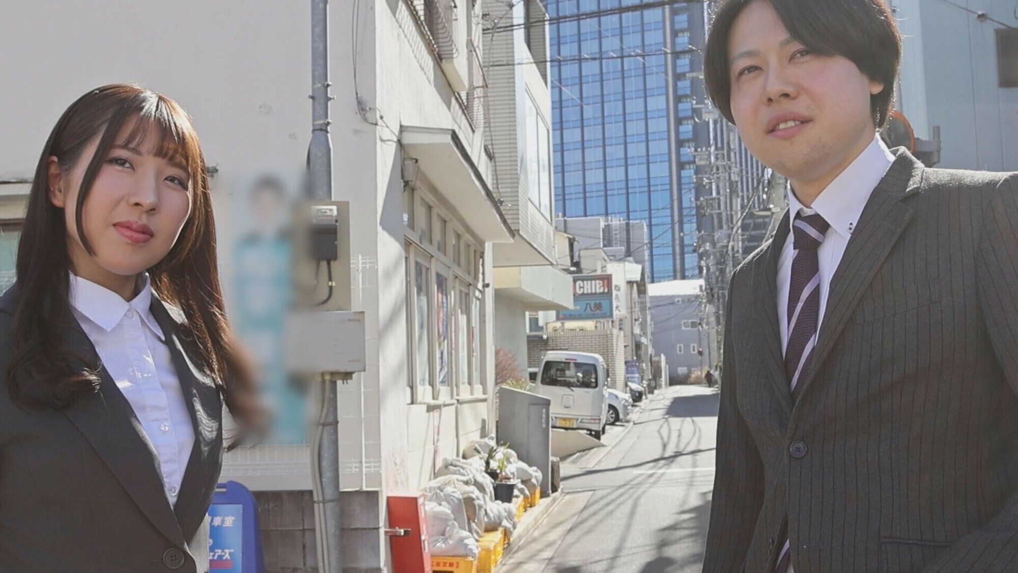 「街角素人実験ナンパ！同僚同士で密室脱出ゲーム！ 賞金1000万円か、それとも丸見えセックス大公開！？」のサムネイル