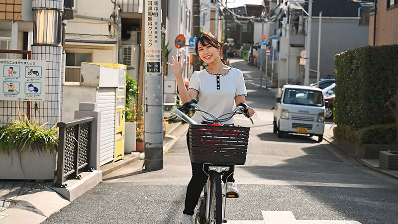 「【美丘さとみ】47歳人妻の禁断NTR不倫記録｜大学生との中出し愛に溺れる3児の母」のサムネイル