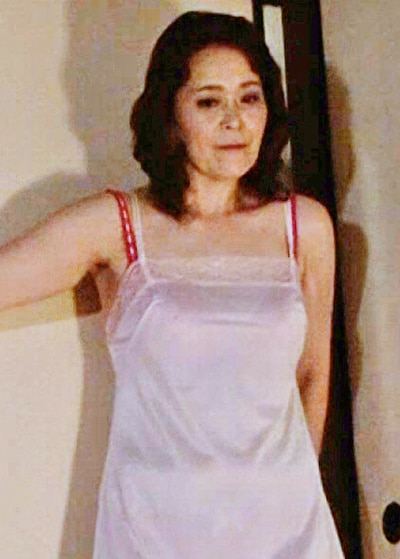 「愛息の肉棒に溺れる我慢出来ない淫乱熟母と禁断の中出しセックス！」のサムネイル