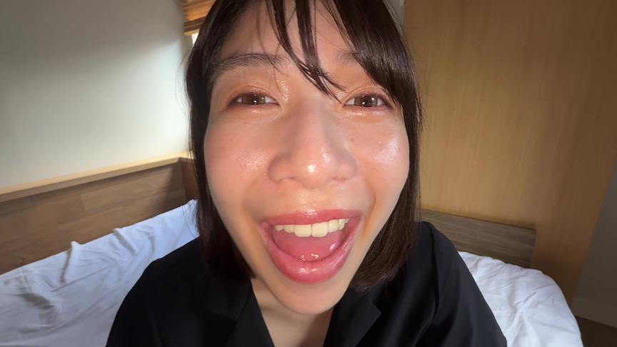 「【湊波流】舌ブラシで舌苔採取する個人撮影フェチ動画｜唾液・口腔マニア必見」のサンプル画像8枚目