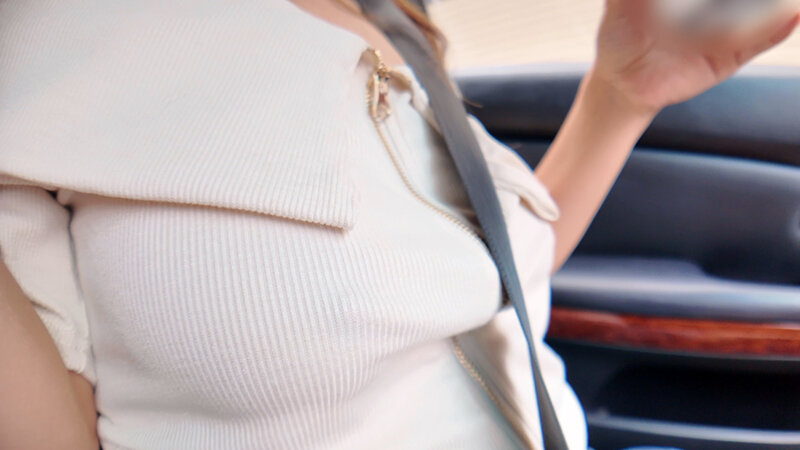 ノーブラ美巨乳ポヨンポヨンおっぱいデート4 椿りか