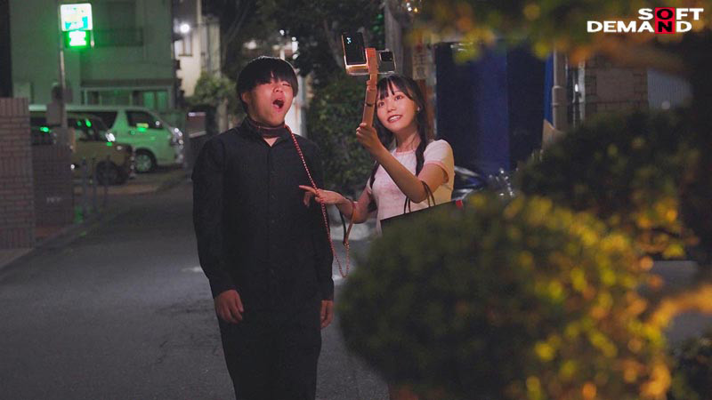 「【松永あかり】清楚系OLがドM男子を責めるS女プレイ！淫語と言葉責めで興奮する痴女動画」のサンプル画像12枚目