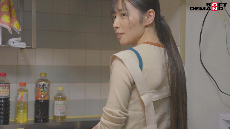 「玉井晴香 33歳熟女ママの敏感ボディAVデビュー!SNS人気主婦の初撮り作品」のサンプル画像3枚目