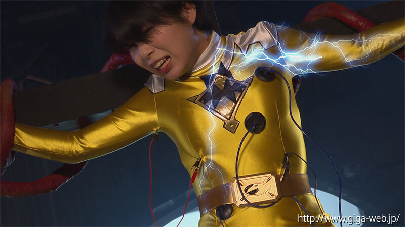 「佐野なつ・愛沢あかり出演｜女戦士ライトレイジャーが敵に捕らわれ屈辱の洗脳調教を受ける」のサンプル画像10枚目