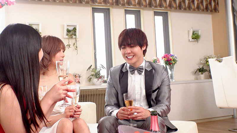 「有村のぞみ・豊岡さつき・西野絵美のコスプレ乱交で中出し三昧！友情と愛情の狭間で乱れる美女たち」のサンプル画像2枚目