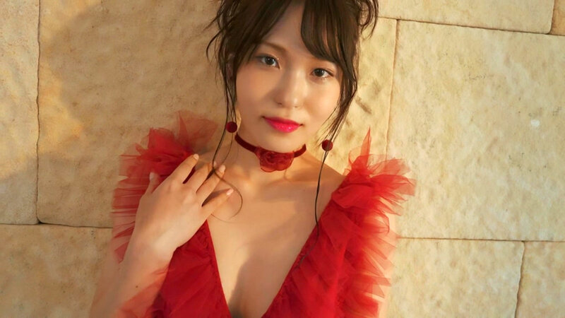 「新川空の巨乳セクシーグラビア動画「Sora なちゅら」で魅せる大胆ボディ」のサンプル画像14枚目