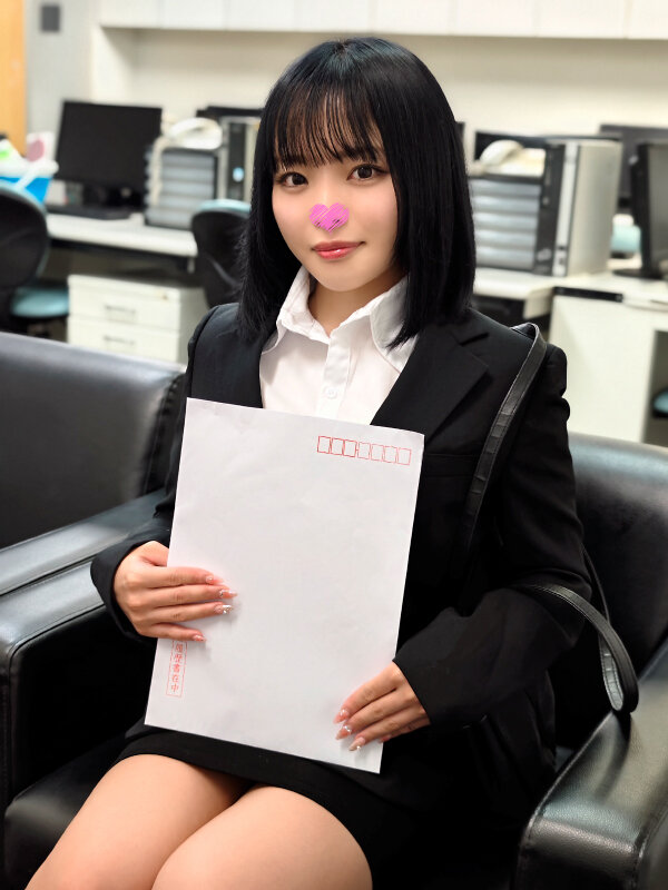 「【素人JD】低身長巨乳の就活生リクルートスーツ美女と生ハメ撮り中出しセックス」のサンプル画像1枚目