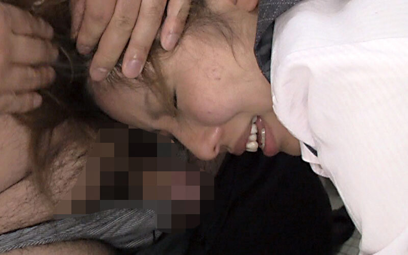 「【素人人妻】近所の熟女奥さんにイタズラぶっかけ!興奮の4時間スペシャル」のサンプル画像12枚目