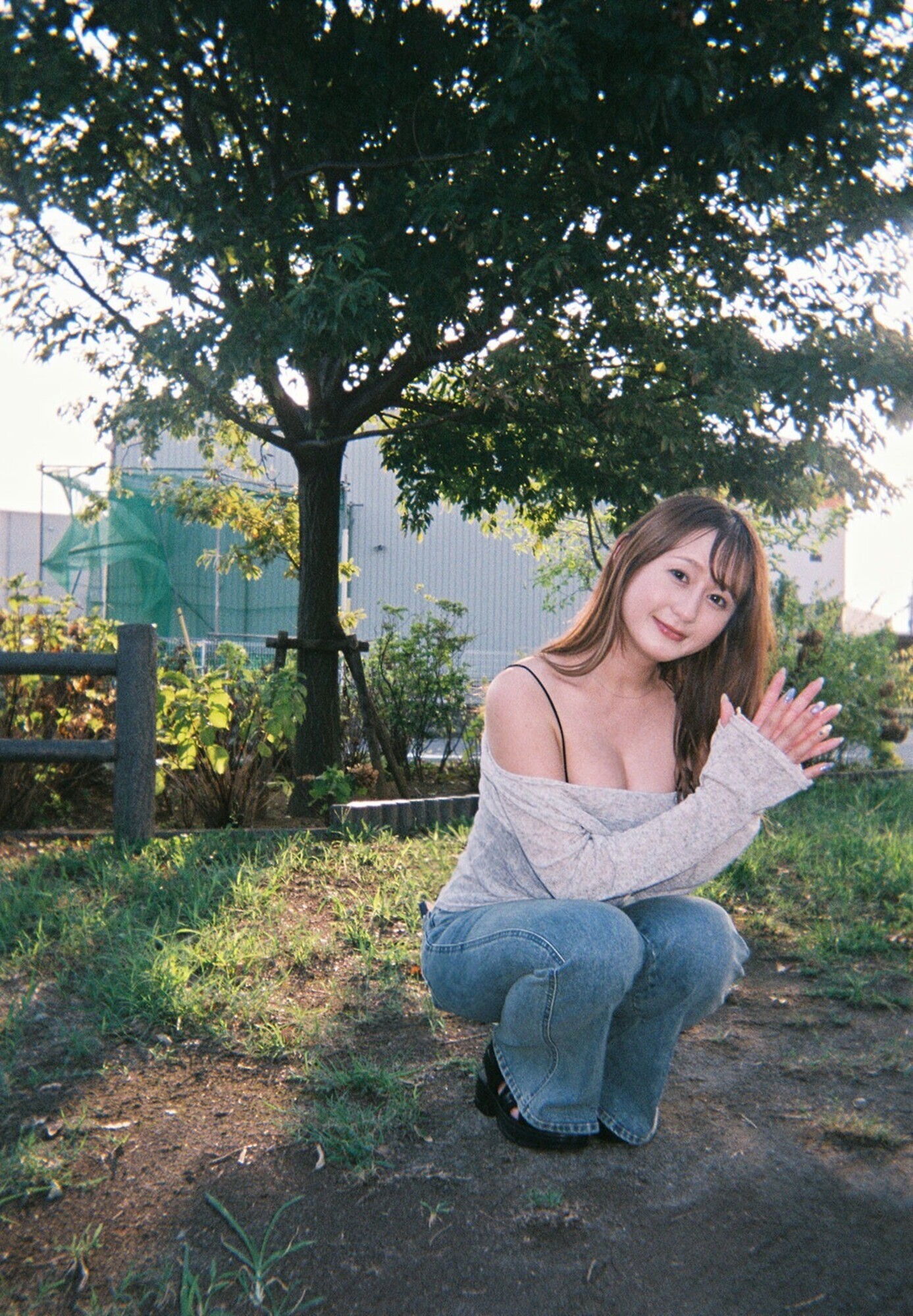 「「精子が出るところも中に出されるところも感じたい･･･」Fカップ美巨乳セフレ星空もあと真正半外半中出しデート」のサムネイル