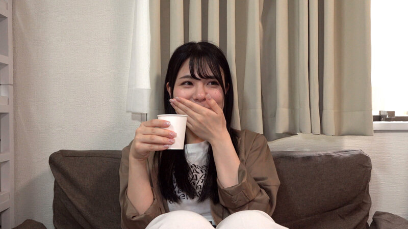 「京都女子の美乳マッサージ嬢が激しい快感でアクメ連発！顔射フィニッシュで絶頂する和菓子屋店員」のサンプル画像2枚目