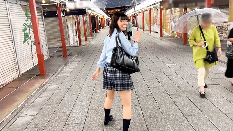 「白石もも・新垣うみら美少女4人のコスプレハメ撮り中出し映像｜スレンダー美女の本気セックス」のサンプル画像2枚目