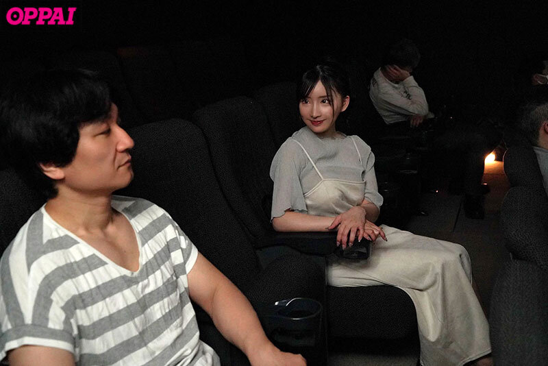 「楪カレンの巨乳パイズリ＆寝取られ中出しプレイ！小悪魔お姉さんの逆チカン作品」のサンプル画像1枚目