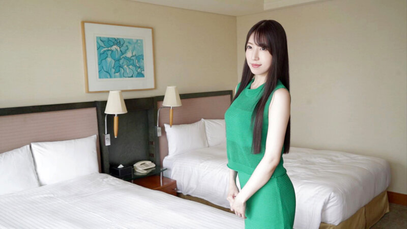 「【あかね麗】巨乳人妻の禁断不倫セックス！熟女妻が中出しで乱れる浮気現場【二階堂麗】」のサンプル画像1枚目