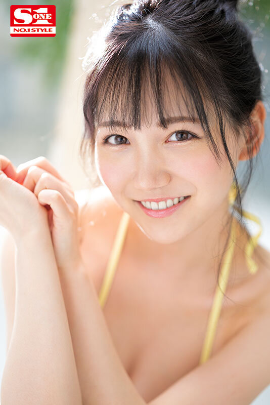 「巨乳女優・三田真鈴が初挑戦！3P・4Pで激イキ連発の本格3本番スペシャル」のサンプル画像1枚目