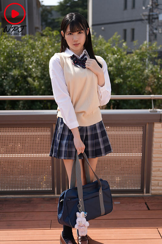 「【素人JK】高身長スリム巨乳Hカップ女子校生と生中出しハメ撮り！性欲旺盛な地味子と濃厚プレイ」のサンプル画像1枚目