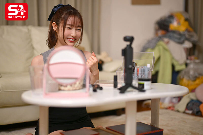 「夢乃あいかの巨乳パイズリとキス接吻がエロい！ズボラ女子のNTR寝取られ作品」のサンプル画像1枚目