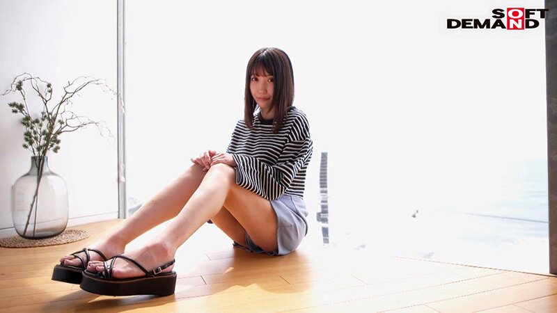 「弓乃りむ 巨乳Hカップ美少女のハメ撮り潮吹き解禁！19歳敏感ボディが初体験で大量噴射」のサンプル画像7枚目