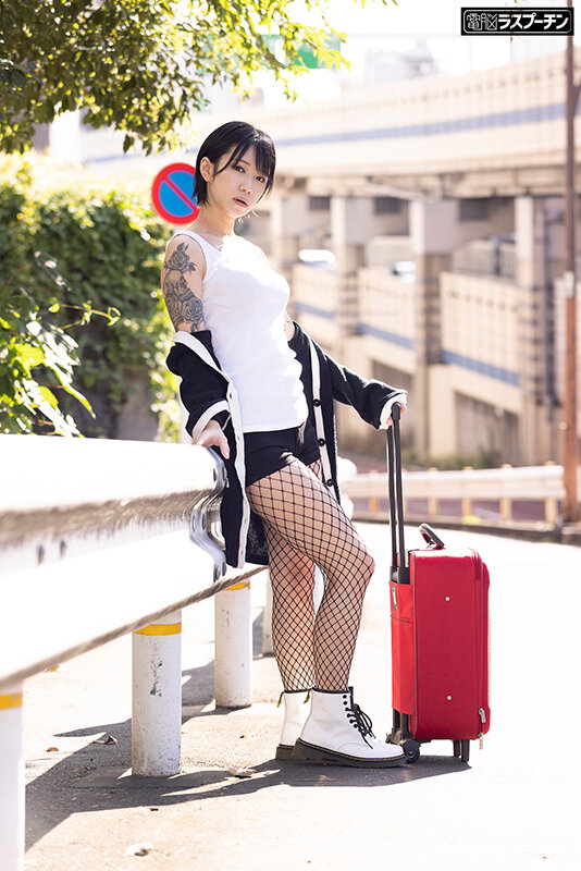 「【柊ゆうき】ツンデレ美少女がハメ撮り乱交で見せる素顔！ギャップ萌え必至の話題作」のサンプル画像18枚目