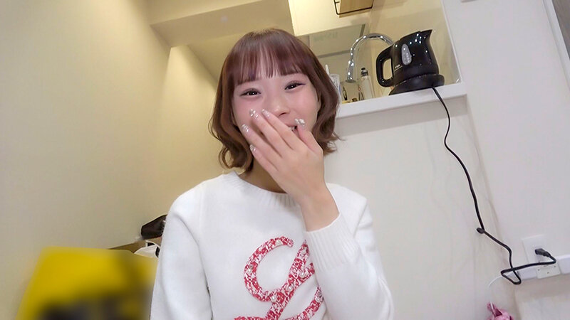 「渡来ふう 美少女の自宅で生ハメ撮り中出し！美乳彼女とプライベート一泊デート体験」のサムネイル