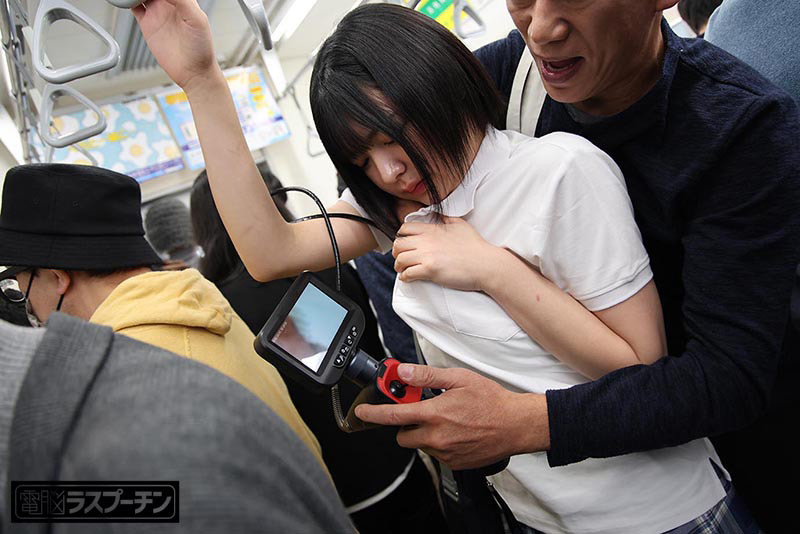 「完全着衣内アングル！先端が自在に動くファイバースコープで敏感な乳首を責められ恥ずかしがりながらも感じてしまうちっぱい美少女2 部●帰りショートカット美少女」のサムネイル