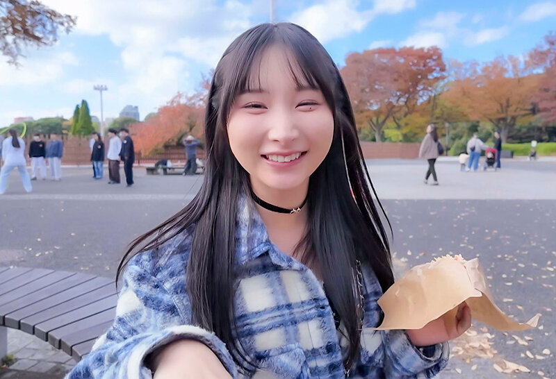 「女ハメ撮り師ミカとレズな女優たち 由良かなちゃんとガチで愛し合うイチャレズ撮影」のサムネイル