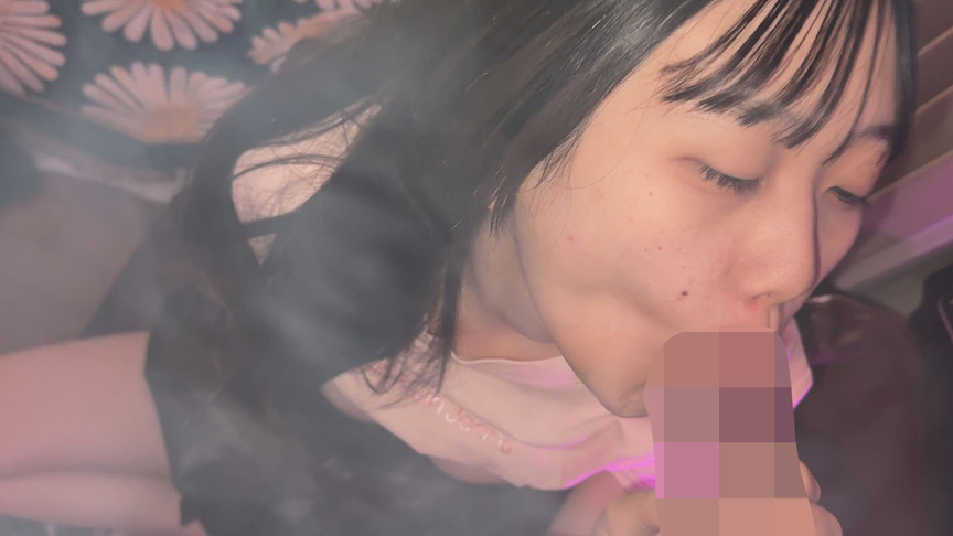 「吸ってみな?飛ぶぞ!!草 乱用 フルMAX 依存性 漬けて性接待させたアイドルの卵4名」のサンプル画像5枚目