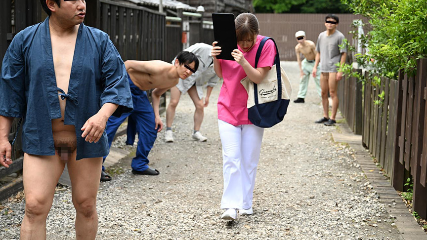 「小鈴みかん｜過疎村ナースが男性住民を癒す献身看護プレイ｜人気女優の濃厚ご奉仕作品」のサンプル画像2枚目