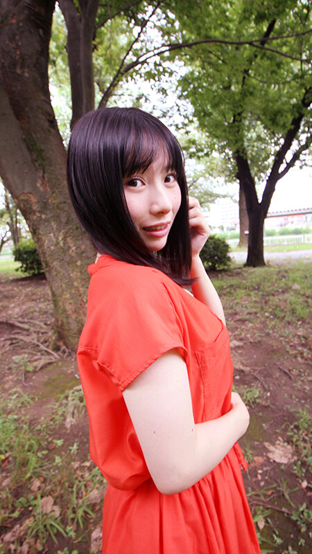 「【素人美女12人】美乳・巨乳パイパン美女に中出し3P！神尻素人との濃厚プレイ4時間SP」のサンプル画像1枚目