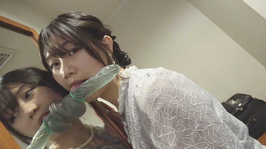 「結婚式帰りにお口だけでコンドーム装着にチャレンジ！妊娠願望爆アゲ！過呼吸必至！オホ声アクメ！」のサムネイル