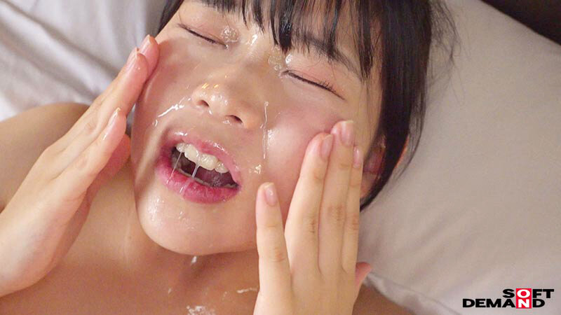 「【素人】吹奏楽部の美少女と濃厚ハメ撮り3P！顔射＆ぶっかけで精子まみれの衝撃映像」のサンプル画像8枚目