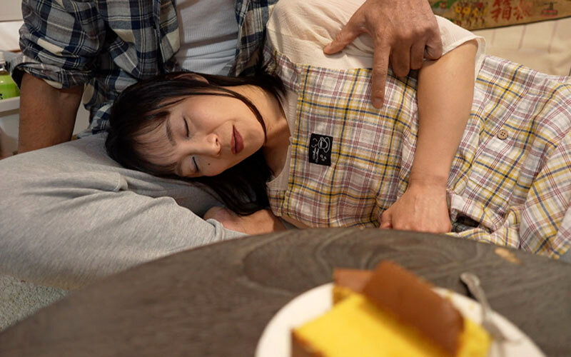 「【平岡里枝子】人妻熟女が緊縛プレイで敏感に乱れる!素人奥様の中出し映像」のサンプル画像3枚目