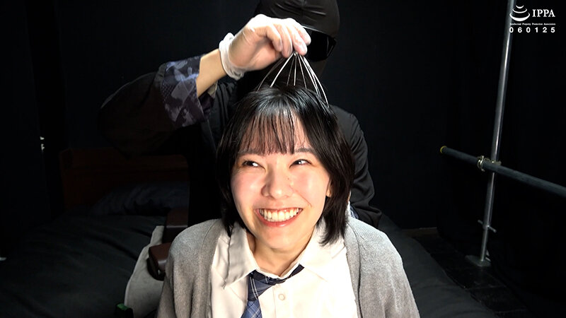 「【加護まり】制服美女への人力拘束くすぐりマッサージが背徳的すぎる【くすぐりフェチ】」のサンプル画像6枚目