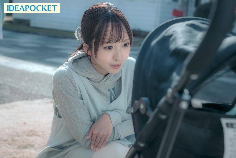 「永野紬 保育士AVデビュー作でハメ撮り顔射＆フェラ披露！隠れドMな美人先生のアクメ絶頂」のサムネイル
