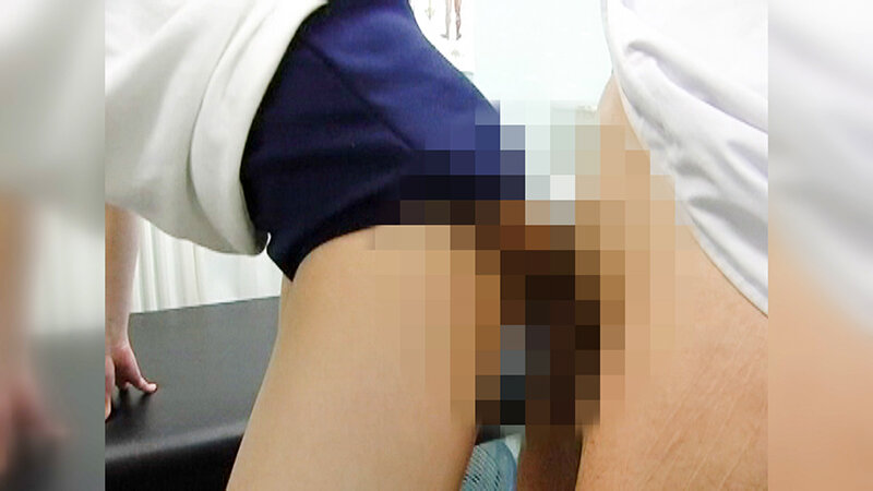 「【素人JK】制服女子校生の足コキ＆オナニー！太ももコキで密着プレイする美少女動画」のサンプル画像2枚目