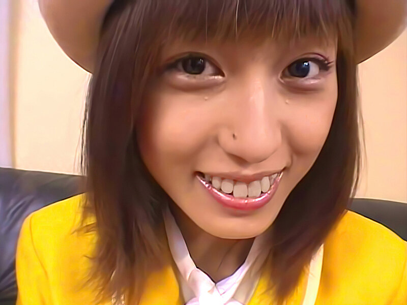 「及川奈央のコスプレ制服姿で魅せる指マン・潮吹き・手コキプレイ【AIリマスター版】」のサンプル画像7枚目