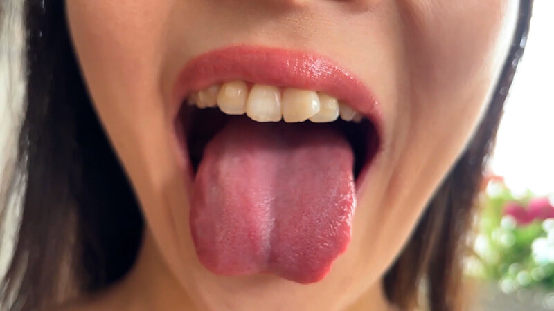 「【素人ナンパ】街角で声をかけたお姉さん店員みおりさんの恥じらい口内観察プレイ動画」のサンプル画像4枚目