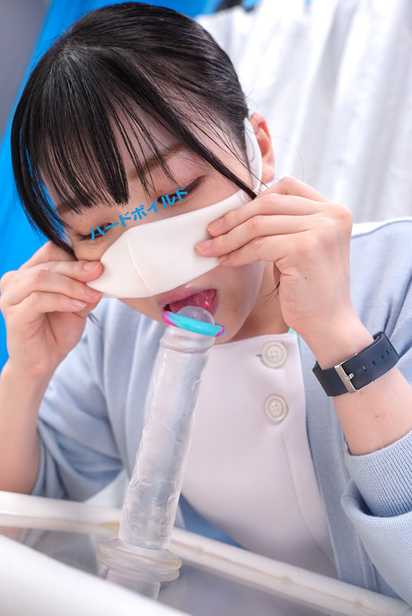 「マジックミラー号ハードボイルド 現役看護師がお口のみで包茎皮むき治療に挑戦!皮に包まれた勃起チ○ポがねっとり舌技でズル剥け!産まれて初めて出てきた亀頭の先から無許可射精がドピュドピュ止まらない!!」のサンプル画像12枚目
