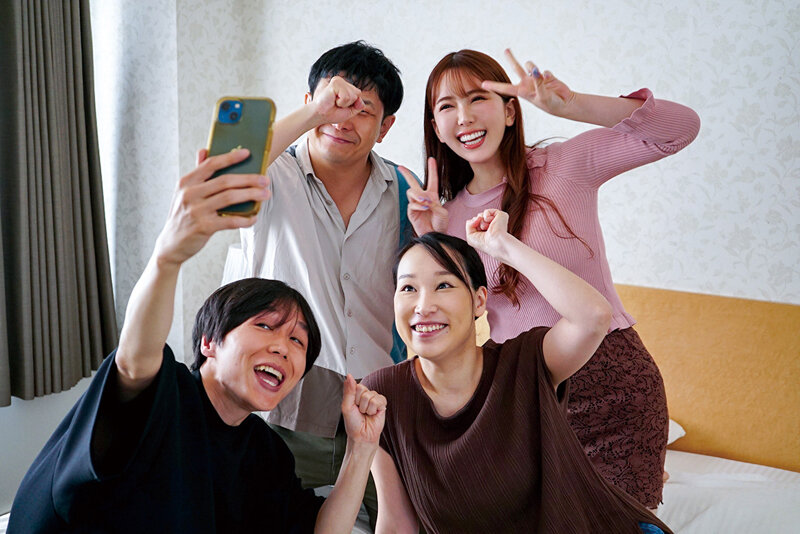 「波多野結衣が人妻役で寝取られ！巨根男子との3P中出しで乱れる免許合宿NTRドラマ」のサンプル画像3枚目