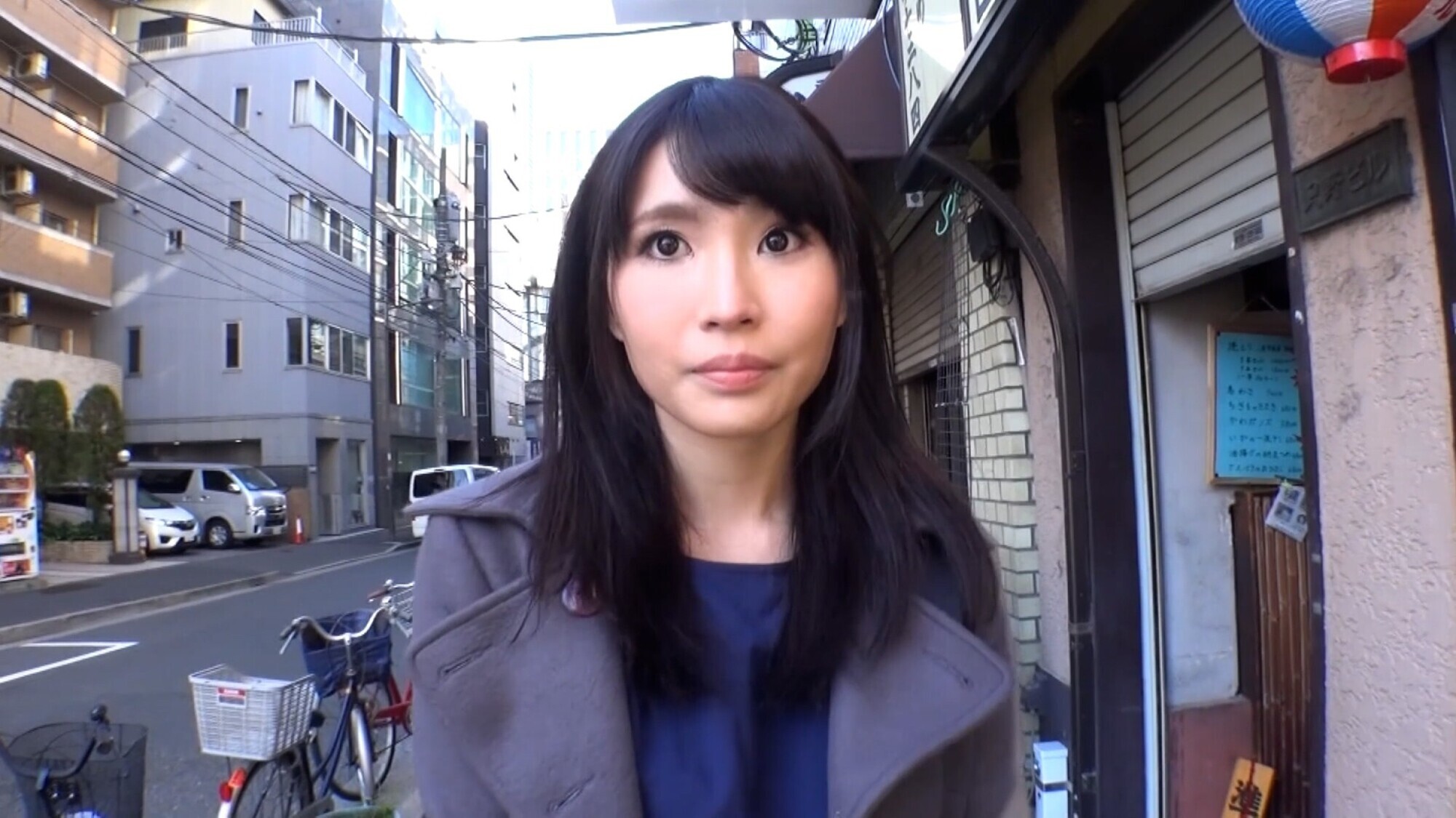 「ランチ休憩中の美人OLさんをナンパして後日部屋に誘う･･･。清楚な顔してヤリマン美巨乳美女と快楽嵌め撮りパコパコセックス。」のサムネイル